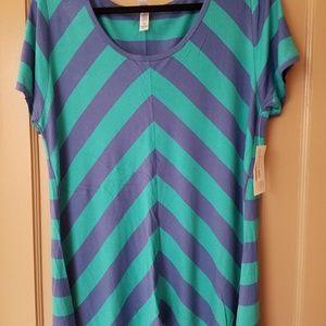 LuLaRoe XL Classic Tee